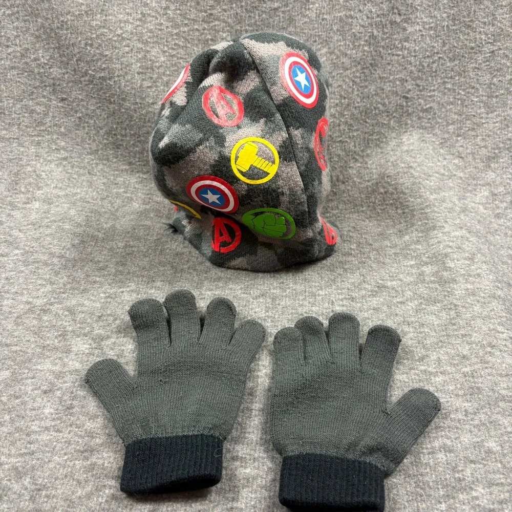 Marvel Avengers OSFM Beanie Hat Gloves Set Camo Superhero Cold‎ Weather Comics